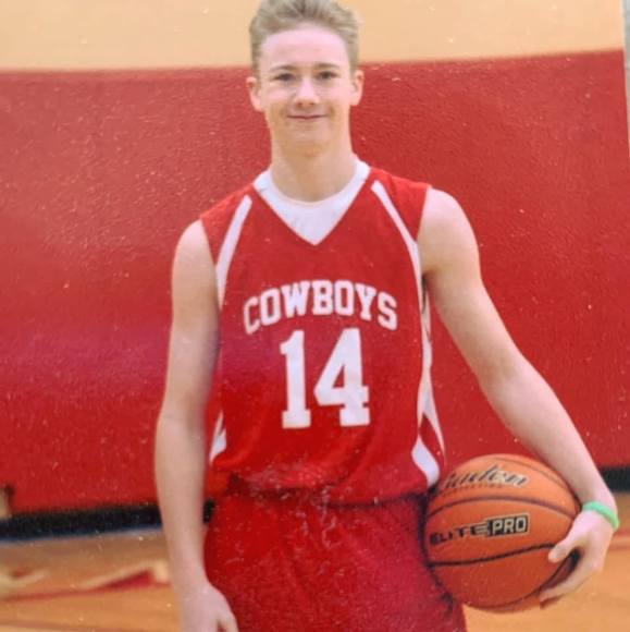 Profile Picture of Cristean Habets (@cristeanhabets) on Poshmark