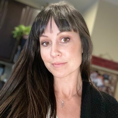 Profile Picture of Dana Cunningham (@DanaCun90903968) on Twitter