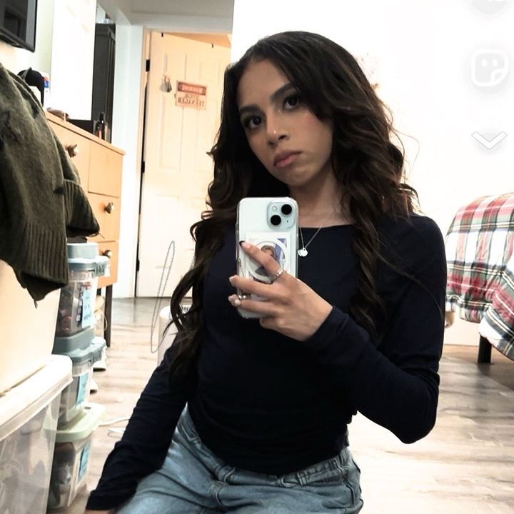 Profile Picture of Demi 🫶 (@kermit.sings) on Tiktok