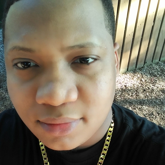 Profile Picture of Gregory Gonzalez (@gregonzalez) on Poshmark