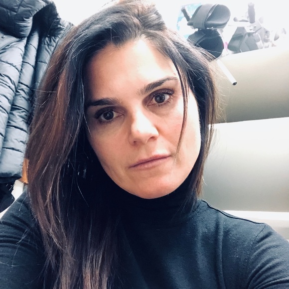 Profile Picture of Sandra Fiedorowicz (@afiedoro) on Poshmark