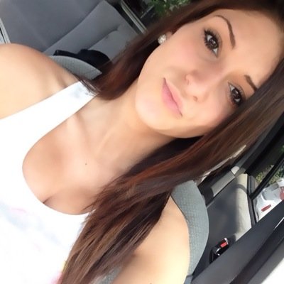 Profile Picture of Alexa Diranian (@stoneybaloneyxo) on Twitter