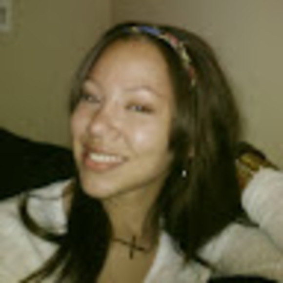 Profile Picture of Amanda Chaney (@amandajchaney) on Poshmark