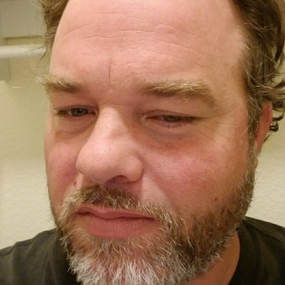 Profile Picture of Tony Sliter (@sliter7219) on Poshmark