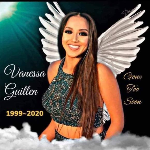 Profile Picture of Angelica Arvayo (@angelicaa65) on Poshmark