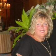Profile Picture of Susan Robbins Mauriello (@qnbeanie) on Pinterest