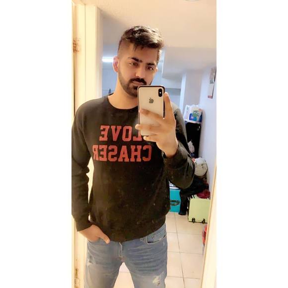 Profile Picture of Sahib Singh (@ssahib711) on Poshmark