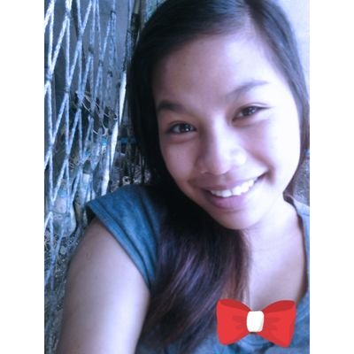 Profile Picture of Chow (@ZephoraMaeAnn) on Twitter