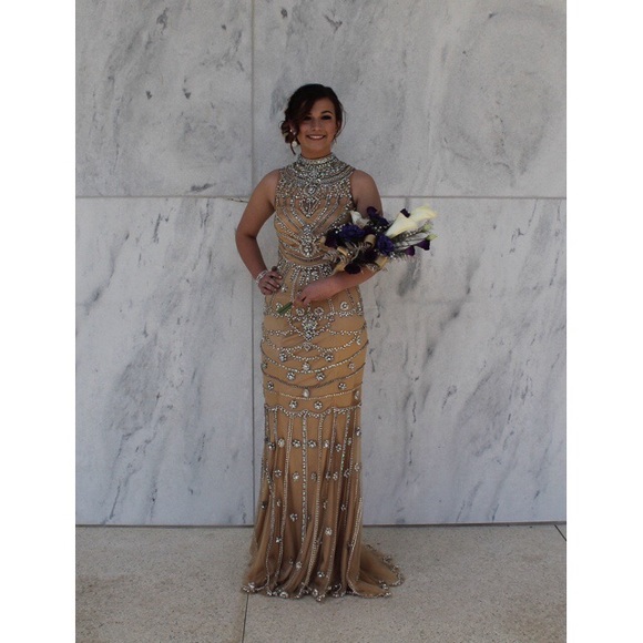 Profile Picture of Kaylie Overbey (@kaylieoverbey) on Poshmark