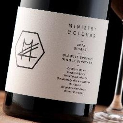 Profile Picture of Ministry Of Clouds (@MinistryofCloud) on Twitter