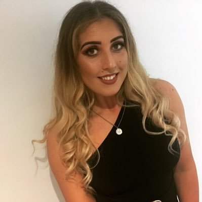 Profile Picture of Lucy Edwards (@LucyEdwards93) on Twitter