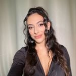 Profile Picture of Xulia (@julia_oalves) on Instagram