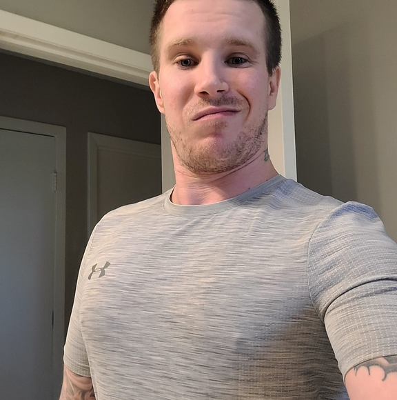 Profile Picture of Nathan Paddock (@nathanpaddock) on Poshmark