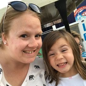 Profile Picture of Ashley Uttermohlen (@amuttermohlen) on Pinterest