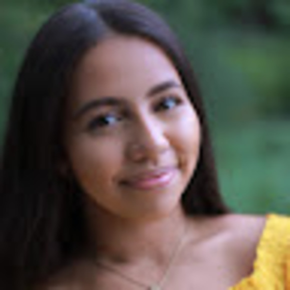 Profile Picture of Nemesis Irizarry (@nemesis06) on Poshmark