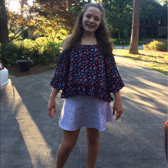 Profile Picture of Lily Tears (@lily_tears13) on Poshmark