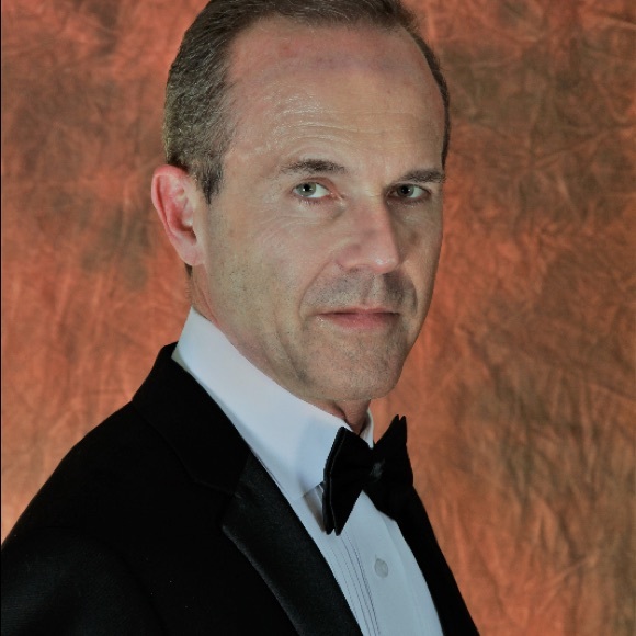 Profile Picture of Mike Leis (@quigleysbarstow) on Poshmark