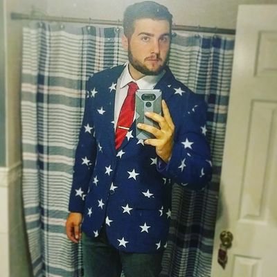 Profile Picture of Joe Cap (@JCap_42) on Twitter