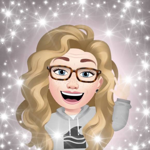 Profile Picture of Stacey Raymond (@sraymond67) on Poshmark