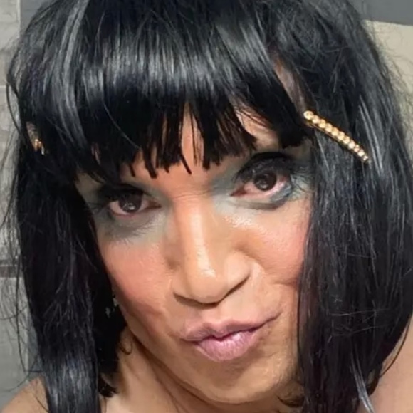 Profile Picture of Ts gabriella Coxxx (@gabriellacoxxx) on Poshmark