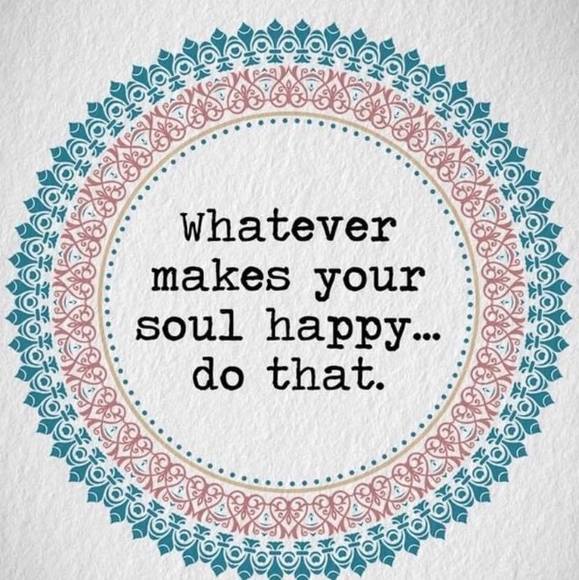 Profile Picture of Jennifer Rienzi (@jrienzi) on Poshmark