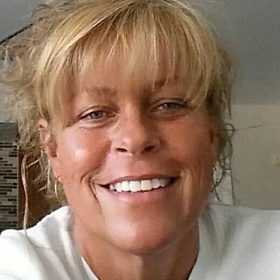 Profile Picture of Ginny Hansen (@ginnyhansen7) on Twitter