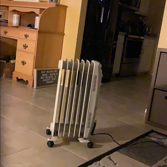 Profile Picture of Jonice Isom (@joniceisom) on Poshmark