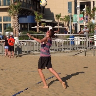 Profile Picture of Ethan Hubbard (@Vballhubbard) on Twitter