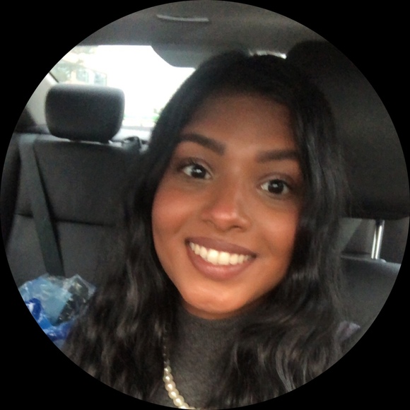 Profile Picture of Chandani Ramkishun (@chandani523) on Poshmark