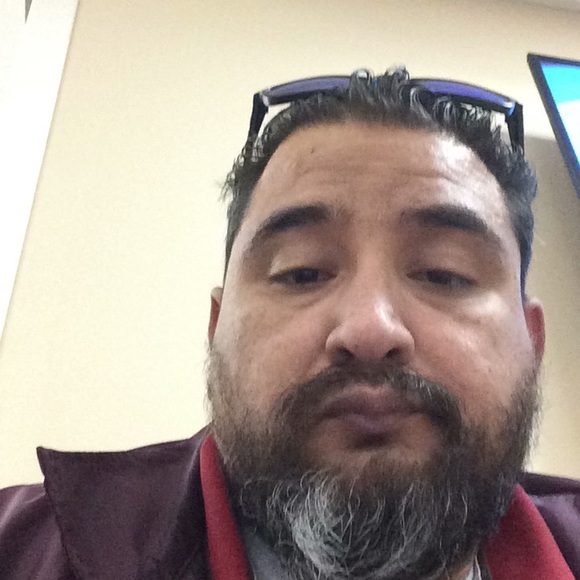 Profile Picture of David Mendoza (@komikwon) on Poshmark