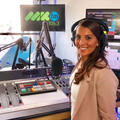 Profile Picture of Lia Christodoulou  🎈 (@LiaCRadio) on Twitter