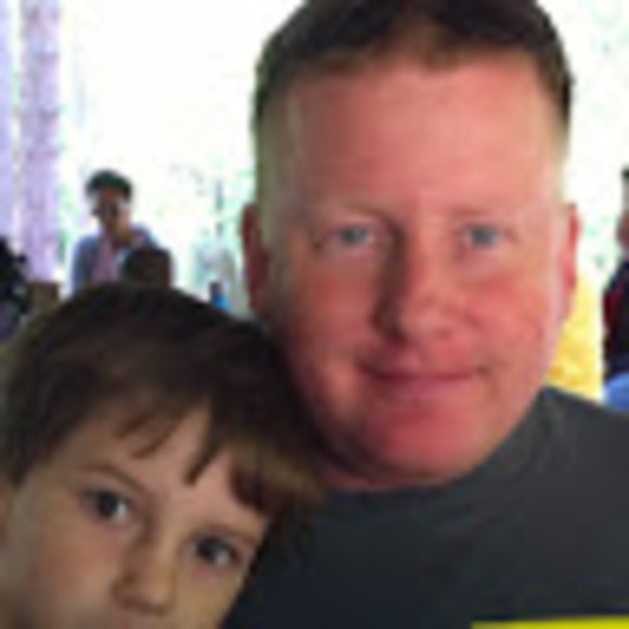 Profile Picture of Jon Prindle (@jonprindle) on Poshmark