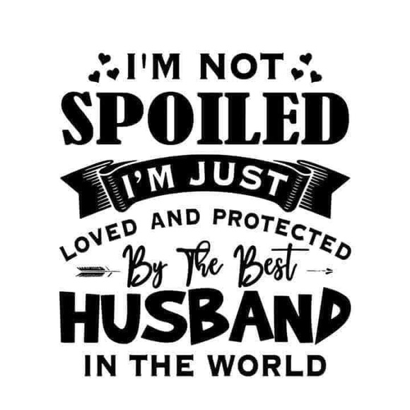 Profile Picture of Lindsey Wandschneider (@lindseywandy) on Poshmark