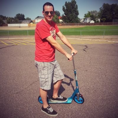 Profile Picture of David Adolf (@dwhole) on Twitter