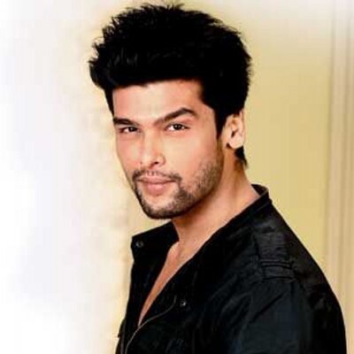 Profile Picture of Omar Naveed (@naveed_omar) on Twitter