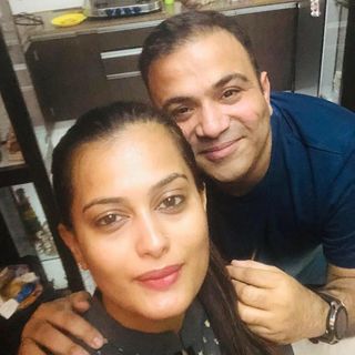 Profile Picture of Saurabh Kandpal (Sriddhi Saurabh Kandpal) (@saurabhkandpal.in) on Facebook