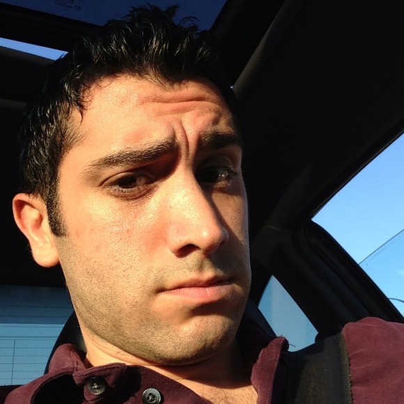 Profile Picture of Andrew Daniel (@andrewddaniel) on Poshmark