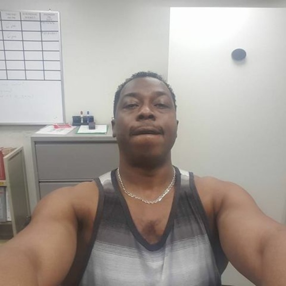 Profile Picture of Edward Roberts (@edwardrobert213) on Poshmark