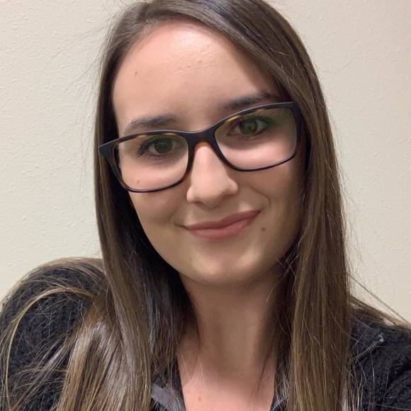 Profile Picture of Alycia Devorak (@alyciadevo1) on Poshmark