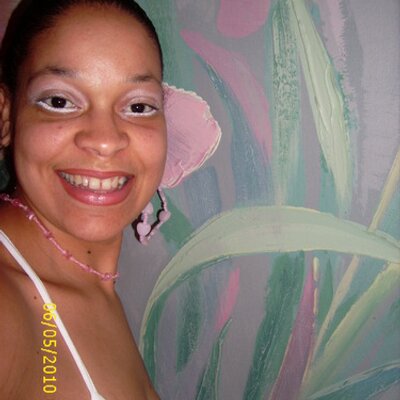 Profile Picture of Lydia Morrison (@kissmychocho) on Twitter