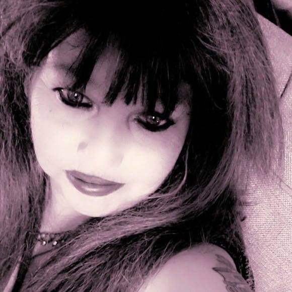 Profile Picture of Jessica Arnoult (@llittlelady31) on Poshmark
