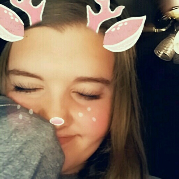 Profile Picture of Kimber Platt (@platt8723) on Poshmark