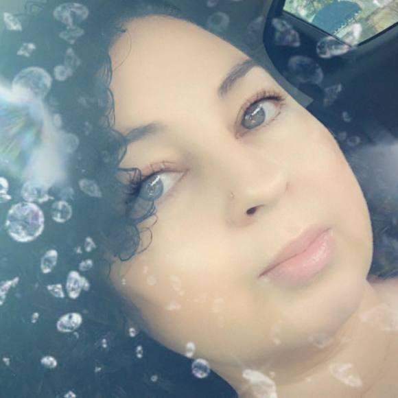 Profile Picture of Lourdes Jimenez (@lourdestpr) on Poshmark
