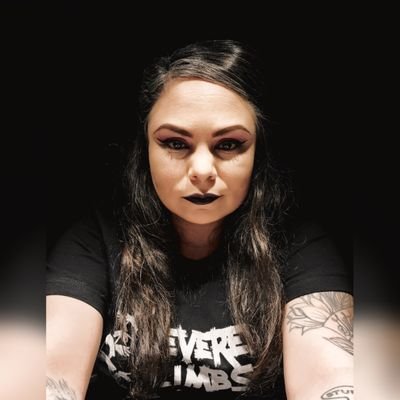 Profile Picture of Mariella Pérez (@MariSonam) on Twitter