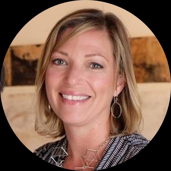 Profile Picture of Maya Wolf (@mayanicole831) on Poshmark