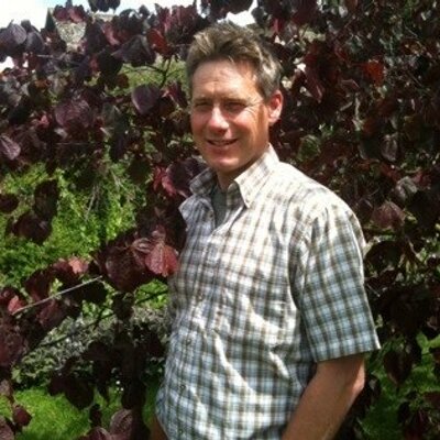 Profile Picture of Chris Holdsworth (@theedengardener) on Twitter