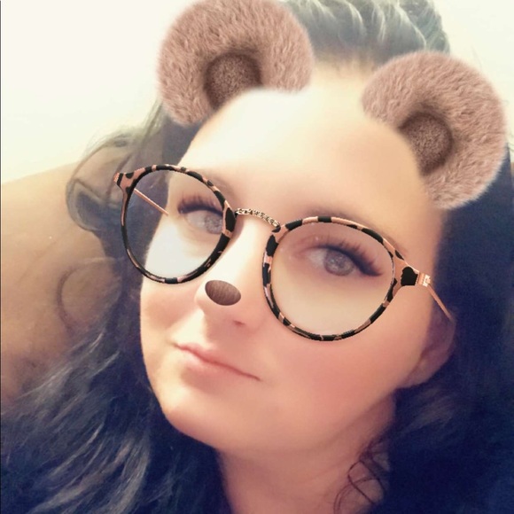 Profile Picture of Jamie Higgins (@mamaj2016) on Poshmark