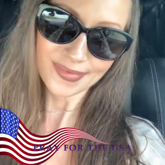 Profile Picture of Melissa Madruga (@melpm) on Poshmark