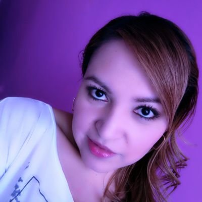 Profile Picture of Elizabeth Salas (@elizabethsalas) on Twitter