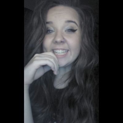 Profile Picture of Ashhlyn Lea Echols (@ashhlynleechols) on Twitter